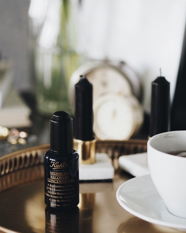 nickyinsideout - Kiehl's - midnight recovey concentrate - mybedsidetable - stylist